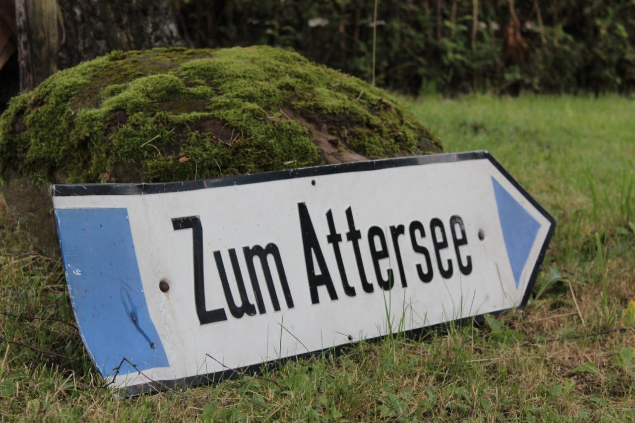 Ferienwohnungen Zum Attersee Lenzing Esterno foto